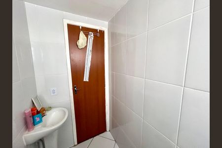 Apartamento para alugar com 44m², 2 quartos e sem vagaBanheiro