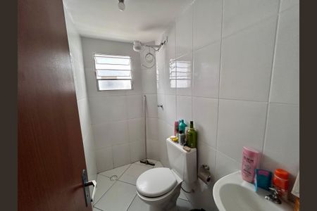 Apartamento para alugar com 44m², 2 quartos e sem vagaBanheiro