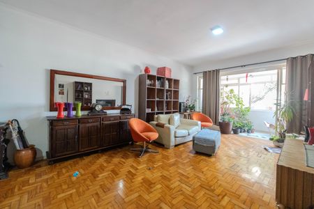 Apartamento à venda com 150m², 3 quartos e sem vaga Apartamento à venda com 150m², 3 quartos e sem vagaSala