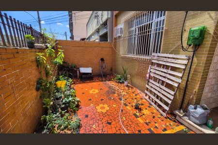 Apartamento à venda com 101m², 3 quartos e 1 vagaquintal Frente do imóvel