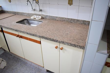 Apartamento para alugar com 360m², 5 quartos e 2 vagasCozinha - Armários
