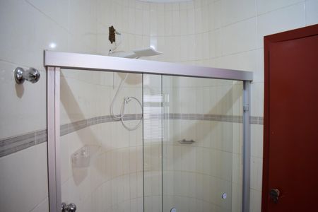 Apartamento para alugar com 360m², 5 quartos e 2 vagasBanheiro da Suíte 3