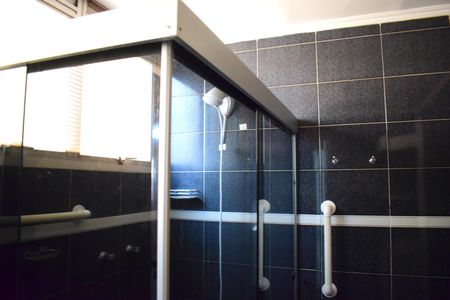 Apartamento para alugar com 360m², 5 quartos e 2 vagasBanheiro da Suíte 4