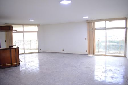 Apartamento para alugar com 360m², 5 quartos e 2 vagasSala 2