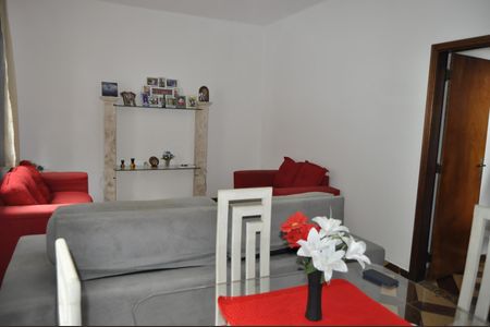 Casa à venda com 152m², 3 quartos e sem vagaSala