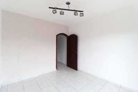 Casa para alugar com 225m², 4 quartos e 6 vagas Casa para alugar com 225m², 4 quartos e 6 vagasQuarto 1