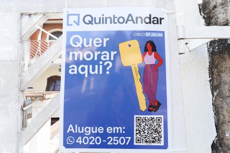 Casa para alugar com 225m², 4 quartos e 6 vagas Casa para alugar com 225m², 4 quartos e 6 vagasPlaca