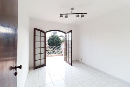 Casa para alugar com 225m², 4 quartos e 6 vagas Casa para alugar com 225m², 4 quartos e 6 vagasQuarto 1