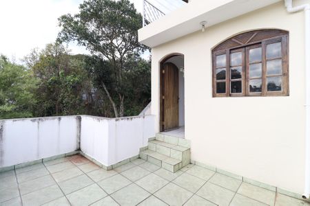 Casa para alugar com 225m², 4 quartos e 6 vagas Casa para alugar com 225m², 4 quartos e 6 vagasÁrea Externa