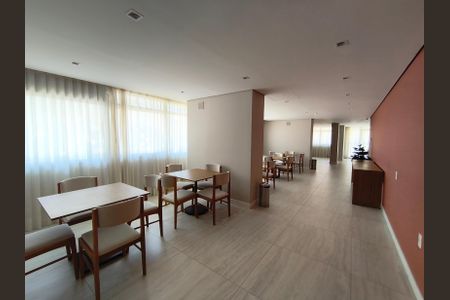 Apartamento para alugar com 57m², 2 quartos e 1 vaga Apartamento para alugar com 57m², 2 quartos e 1 vagaÁrea comum - Salão de festas