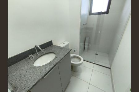 Apartamento para alugar com 57m², 2 quartos e 1 vaga Apartamento para alugar com 57m², 2 quartos e 1 vagaBanheiro da Suíte