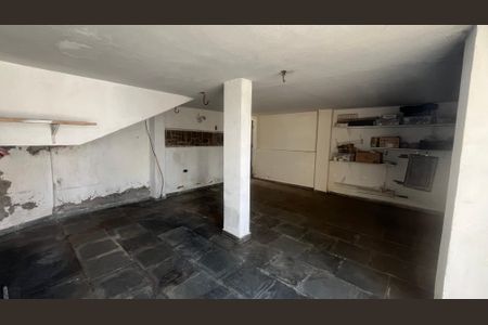 Casa à venda com 296m², 4 quartos e 2 vagasÁrea Externa