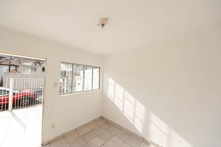 Casa à venda com 250m², 2 quartos e 1 vaga Casa à venda com 250m², 2 quartos e 1 vagaSala