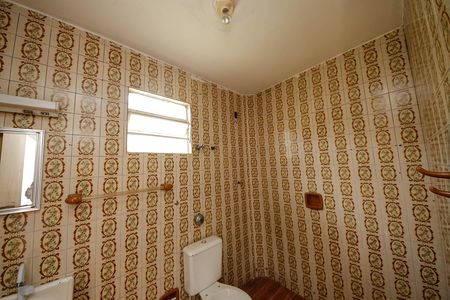 Casa à venda com 250m², 2 quartos e 1 vaga Casa à venda com 250m², 2 quartos e 1 vagaBanheiro Social