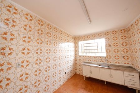 Casa à venda com 250m², 2 quartos e 1 vaga Casa à venda com 250m², 2 quartos e 1 vagaCozinha