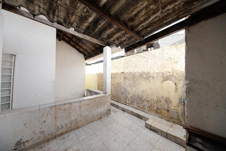Casa à venda com 250m², 2 quartos e 1 vaga Casa à venda com 250m², 2 quartos e 1 vagaÁrea externa