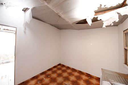 Casa à venda com 250m², 2 quartos e 1 vaga Casa à venda com 250m², 2 quartos e 1 vagaCozinha 2