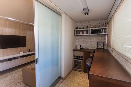 Apartamento à venda com 72m², 3 quartos e 2 vagasVaranda da Sala