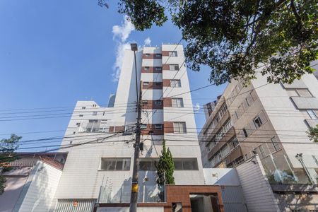 Apartamento à venda com 72m², 3 quartos e 2 vagasFachada