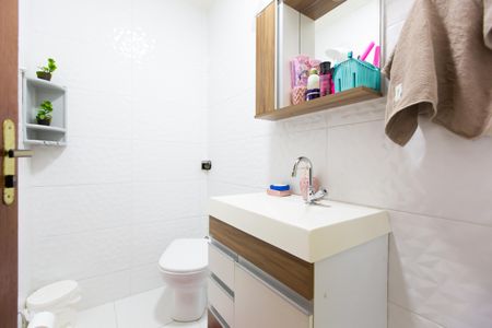 Casa à venda com 250m², 6 quartos e 1 vagaBanheiro Social 2