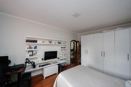 Casa à venda com 250m², 5 quartos e 4 vagasQuarto 1