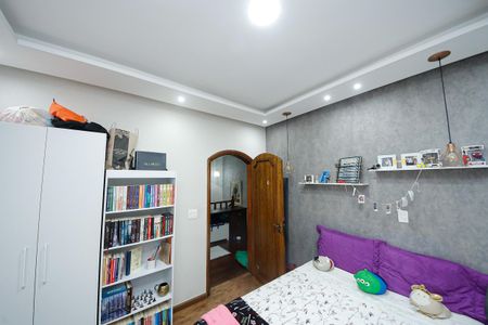 Casa à venda com 250m², 5 quartos e 4 vagasQuarto 2