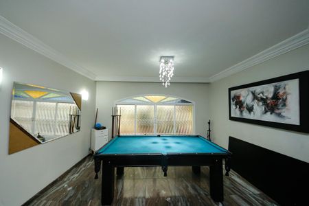 Sala de casa à venda com 5 quartos, 250m² em Jardim Avelino, São Paulo