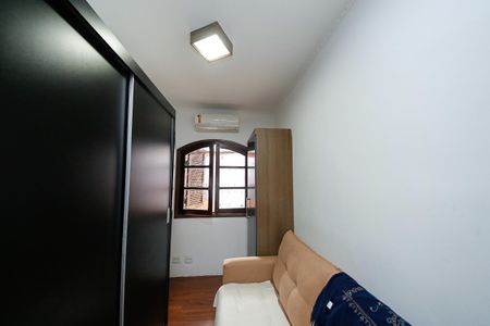 Casa à venda com 250m², 5 quartos e 4 vagasSuíte 1