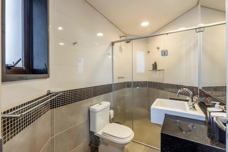 Apartamento à venda com 150m², 4 quartos e 3 vagasBanheiro da Suíte 3