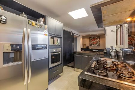 Apartamento à venda com 150m², 4 quartos e 3 vagasCozinha