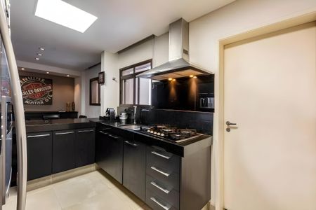 Apartamento à venda com 150m², 4 quartos e 3 vagasCozinha