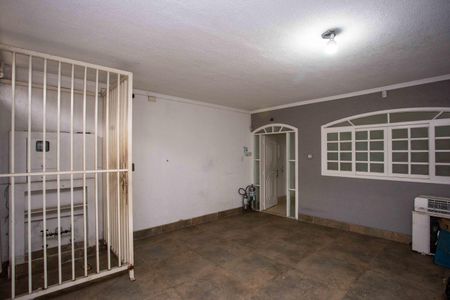 Casa à venda com 138m², 3 quartos e 2 vagasGaragem