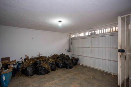 Casa à venda com 138m², 3 quartos e 2 vagasGaragem