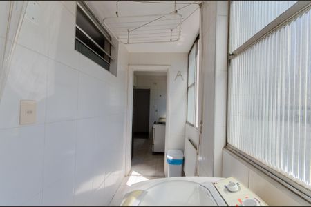 Apartamento à venda com 72m², 2 quartos e sem vaga Apartamento à venda com 72m², 2 quartos e sem vagaÁrea de Serviço