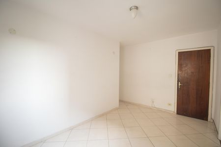 Sala de apartamento para alugar com 2 quartos, 57m² em Colubandê, São Gonçalo