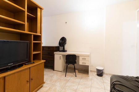 Sala de apartamento para alugar com 1 quarto, 32m² em Liberdade, São Paulo