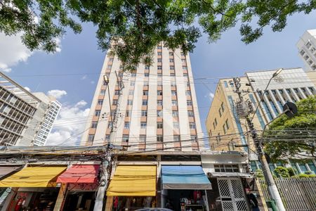 Apartamento para alugar com 32m², 1 quarto e sem vagaFachada 