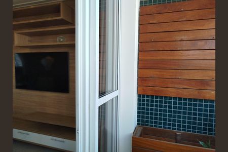 Apartamento à venda com 112m², 4 quartos e 3 vagasVaranda