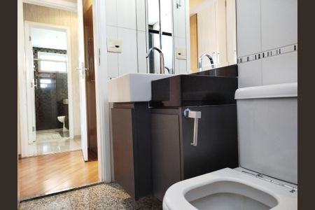 Apartamento à venda com 112m², 4 quartos e 3 vagasBanheiro da Suíte