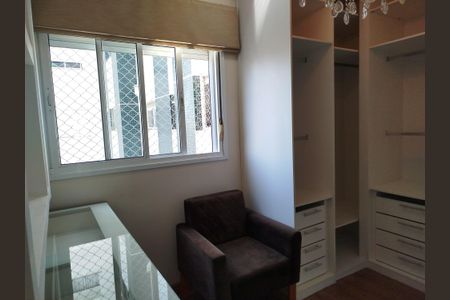 Apartamento à venda com 112m², 4 quartos e 3 vagasQuarto 2