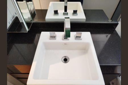 Apartamento à venda com 112m², 4 quartos e 3 vagasBanheiro da Suíte