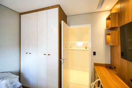 Apartamento à venda com 112m², 3 quartos e 3 vagasQuarto 01