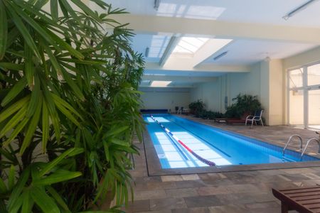 Apartamento à venda com 50m², 2 quartos e 1 vagaÁrea comum - Piscina