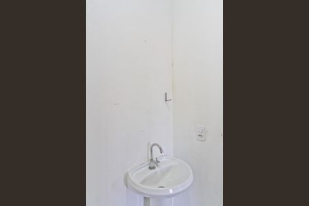 Apartamento para alugar com 32m², 2 quartos e sem vaga Apartamento para alugar com 32m², 2 quartos e sem vagaBanheiro