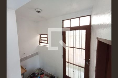 Casa para alugar com 200m², 2 quartos e sem vaga