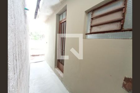 Casa para alugar com 200m², 2 quartos e sem vaga