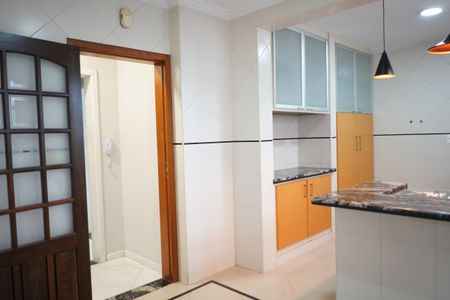 Apartamento para alugar com 168m², 3 quartos e 2 vagasCozinha