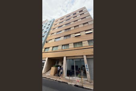 Apartamento para alugar com 90m², 2 quartos e sem vagaFachada