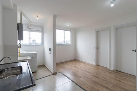 Sala de apartamento para alugar com 2 quartos, 40m² em Jardim Maria Duarte, São Paulo