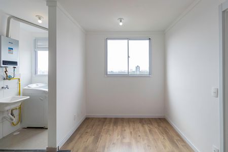 Sala de apartamento para alugar com 2 quartos, 40m² em Jardim Maria Duarte, São Paulo